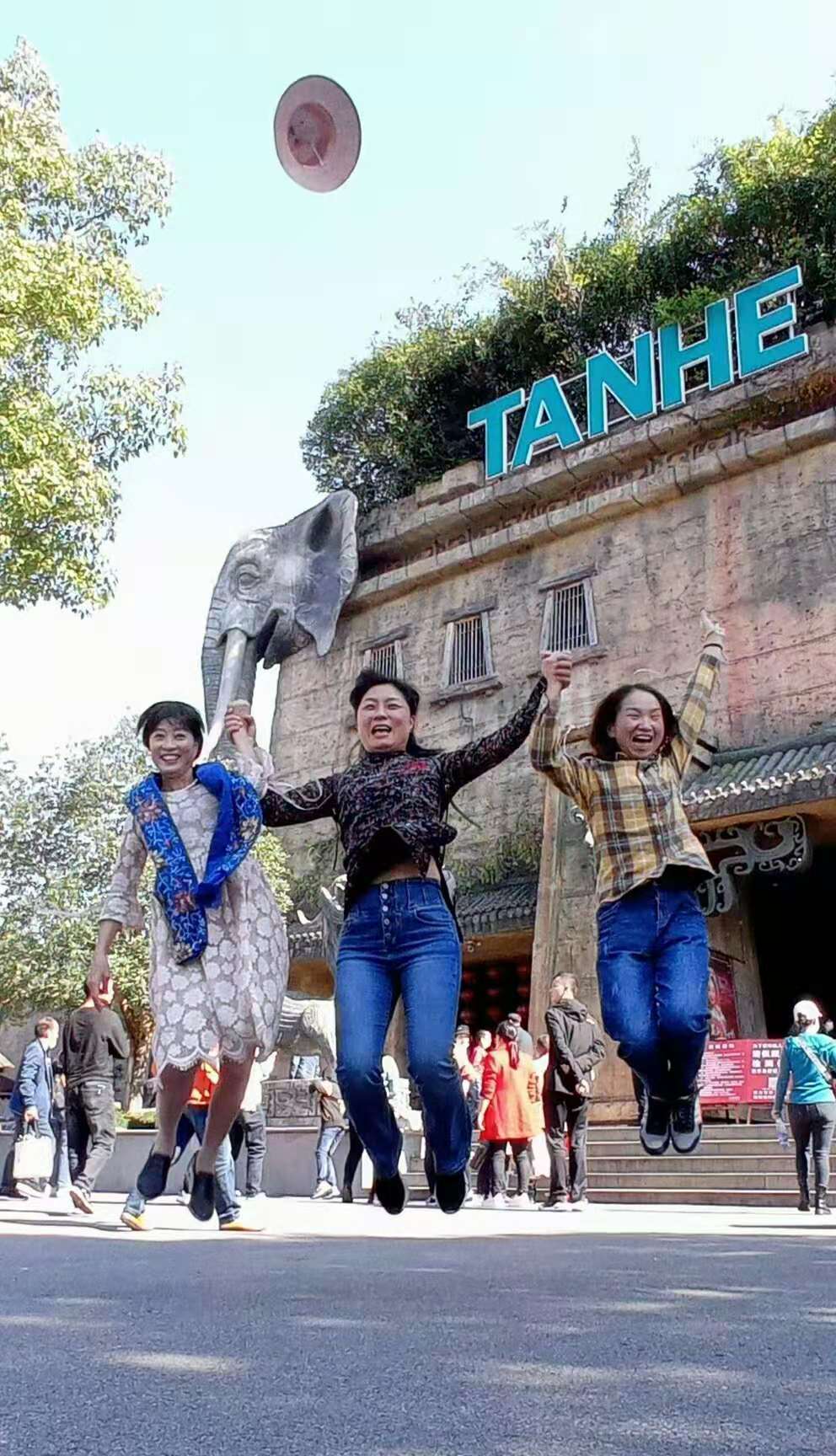 秋游掠影4.jpg 秋游掠影4.jpg